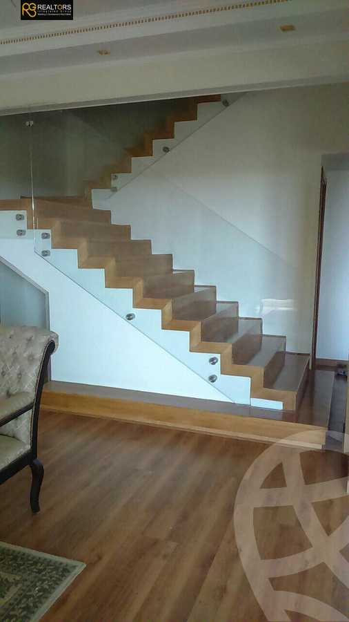 https://aqarmap.com.eg/en/listing/6170379-for-sale-cairo-el-sheikh-zayed-city-compounds-jewar