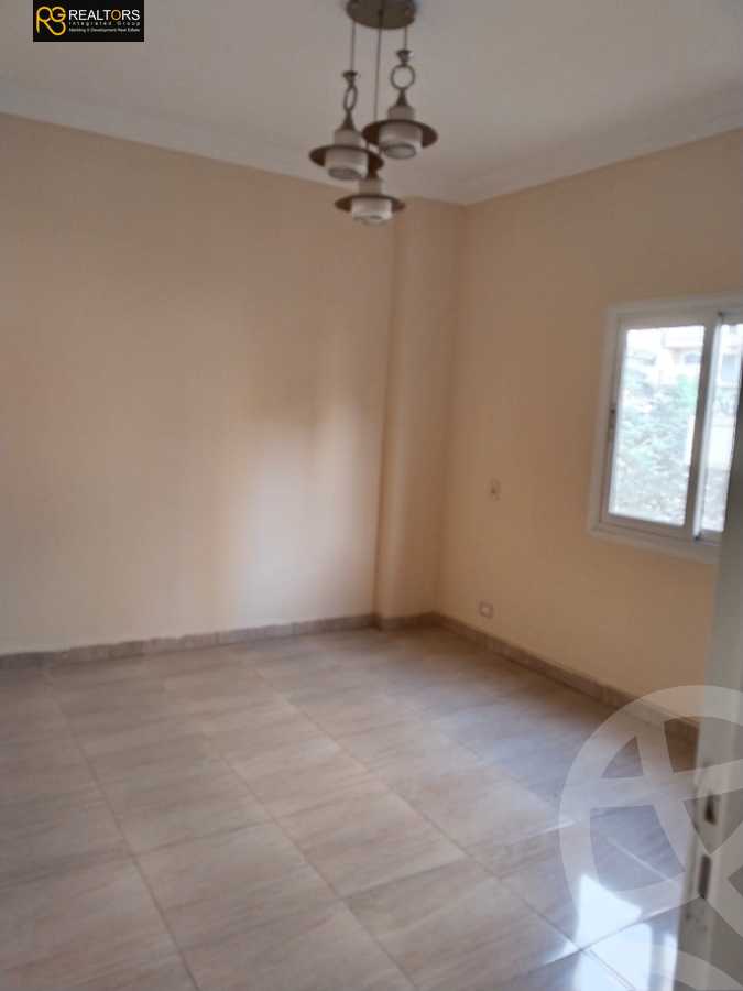 https://aqarmap.com.eg/en/listing/6170405-for-sale-cairo-el-sheikh-zayed-city-el-hay-el-hady-ashaer-area-1-street-10