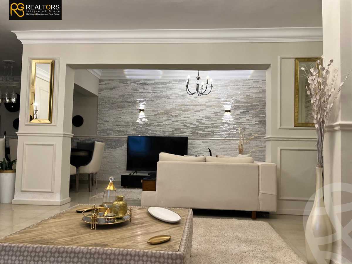 https://aqarmap.com.eg/ar/listing/6172523-for-sale-cairo-el-sheikh-zayed-city-el-hay-eltaseaa-area-3