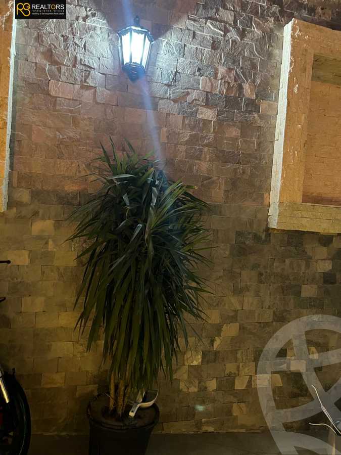 https://aqarmap.com.eg/ar/listing/6172523-for-sale-cairo-el-sheikh-zayed-city-el-hay-eltaseaa-area-3
