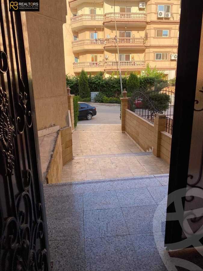 https://aqarmap.com.eg/en/listing/6172551-for-sale-cairo-el-sheikh-zayed-city-el-hay-el-hady-ashaer-area-1-el-marwa-st