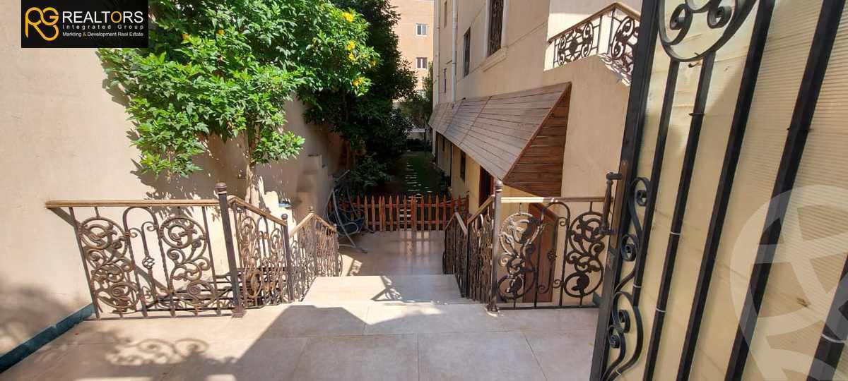 https://aqarmap.com.eg/en/listing/6172555-for-sale-cairo-el-sheikh-zayed-city-el-hay-elasher-street-100