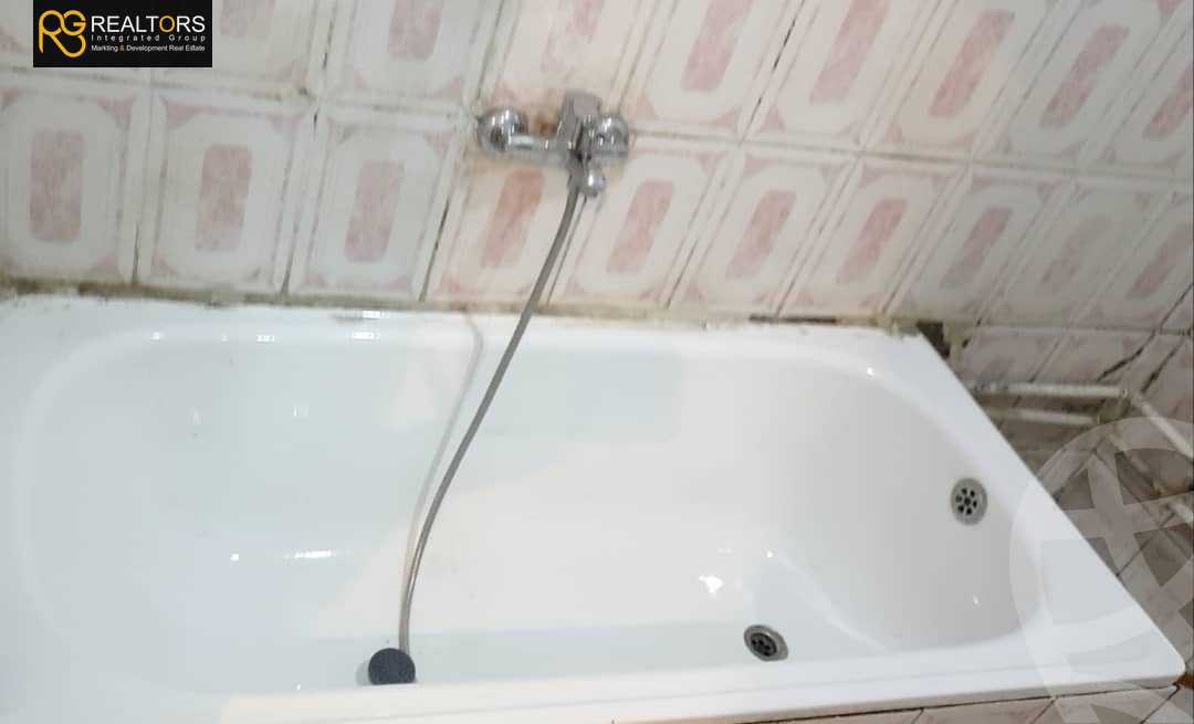 https://aqarmap.com.eg/en/listing/6172567-for-sale-cairo-el-sheikh-zayed-city-el-hay-elawel-street-24