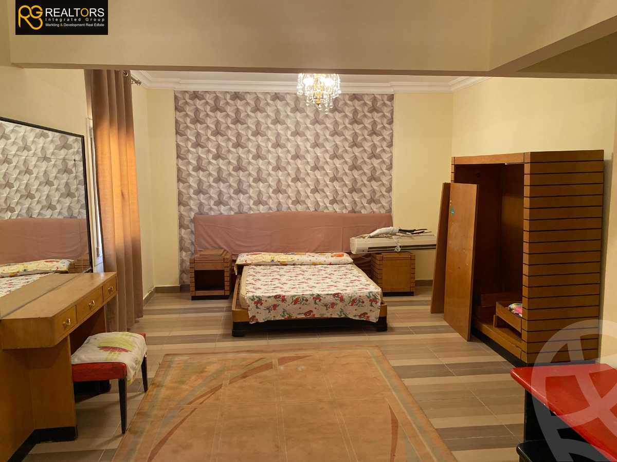 https://aqarmap.com.eg/ar/listing/6172613-for-sale-cairo-el-sheikh-zayed-city-el-hay-elthamen-lhkm