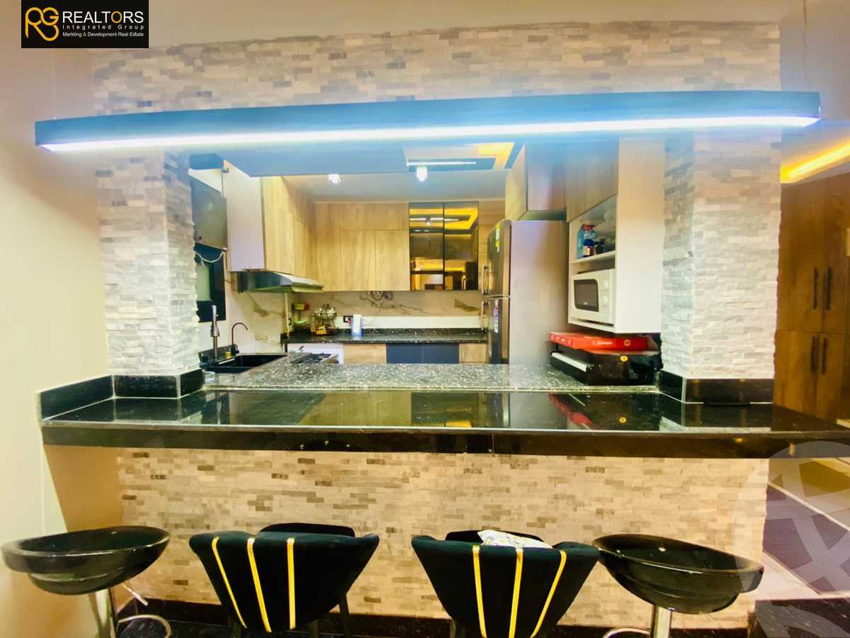https://aqarmap.com.eg/ar/listing/6172623-for-sale-cairo-el-sheikh-zayed-city-el-hay-elsades-ashaer