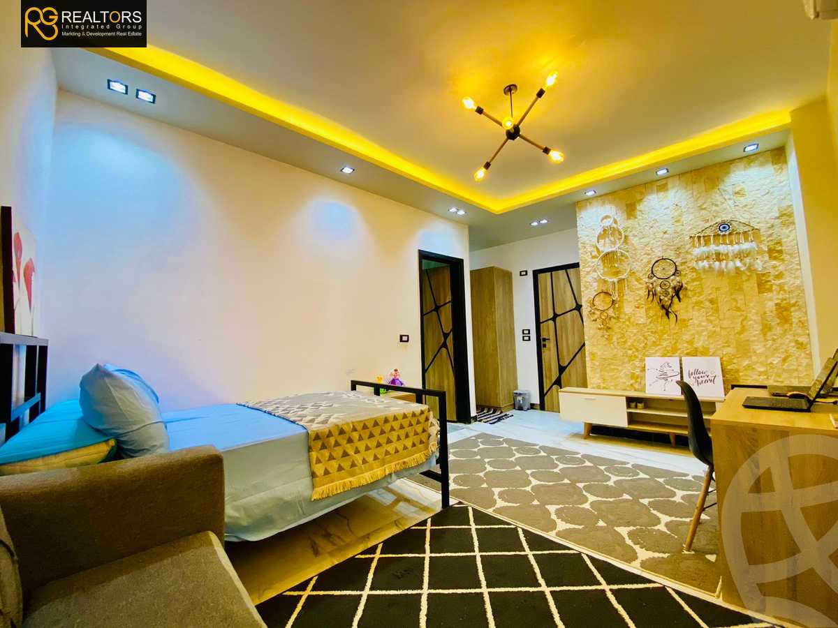 https://aqarmap.com.eg/ar/listing/6172623-for-sale-cairo-el-sheikh-zayed-city-el-hay-elsades-ashaer