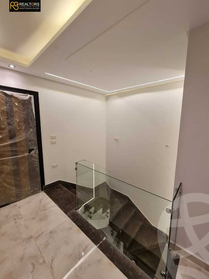 https://aqarmap.com.eg/ar/listing/6172793-for-sale-cairo-6th-of-october-compounds-promenade-residence