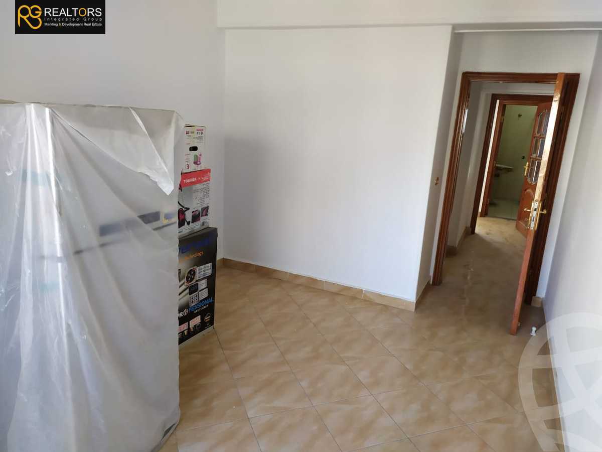 https://aqarmap.com.eg/ar/listing/6173541-for-sale-cairo-6th-of-october-hadaeq-october-kmbwnd-fy-hdyq-ktwbr-hay-el-ashgar
