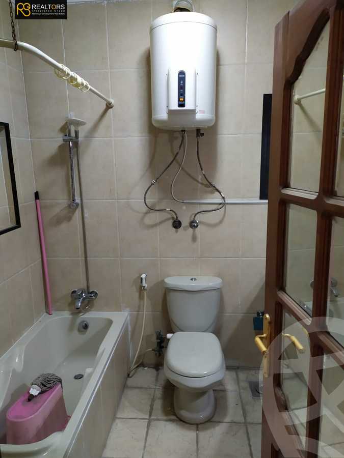 https://aqarmap.com.eg/ar/listing/6173541-for-sale-cairo-6th-of-october-hadaeq-october-kmbwnd-fy-hdyq-ktwbr-hay-el-ashgar