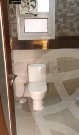 https://aqarmap.com.eg/ar/listing/6178339-for-rent-cairo-6th-of-october-compounds-murooj