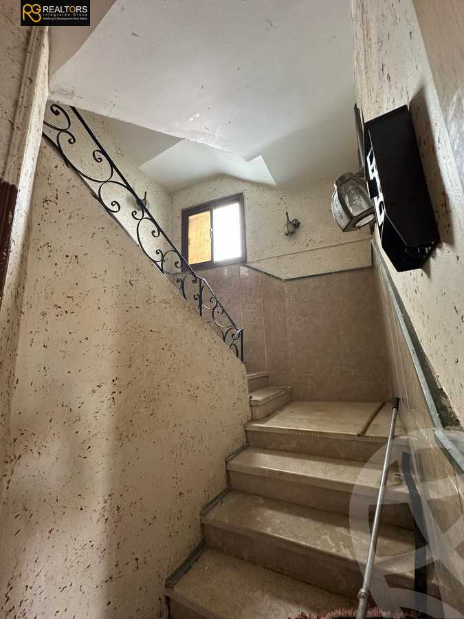 https://aqarmap.com.eg/ar/listing/6178350-for-sale-cairo-el-sheikh-zayed-city-el-hay-eltaseaa-area-1-el-bostan-st