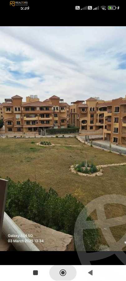 https://aqarmap.com.eg/ar/listing/6184116-for-sale-cairo-el-sheikh-zayed-city-compounds-el-khamayel