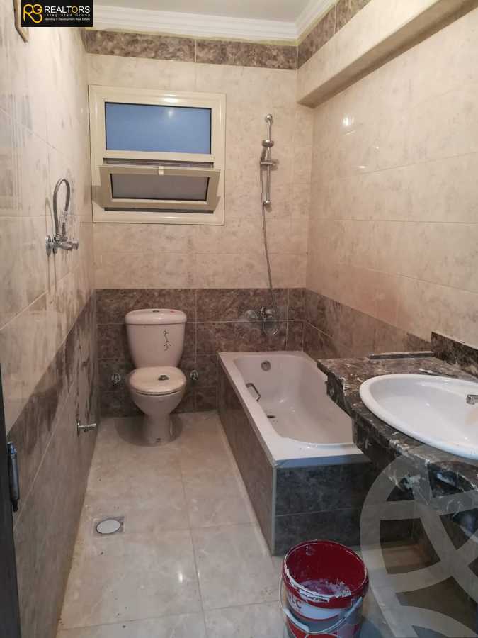https://aqarmap.com.eg/en/listing/6184190-for-sale-cairo-el-sheikh-zayed-city-compounds-el-khamayel