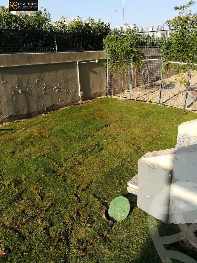 https://aqarmap.com.eg/en/listing/6184190-for-sale-cairo-el-sheikh-zayed-city-compounds-el-khamayel