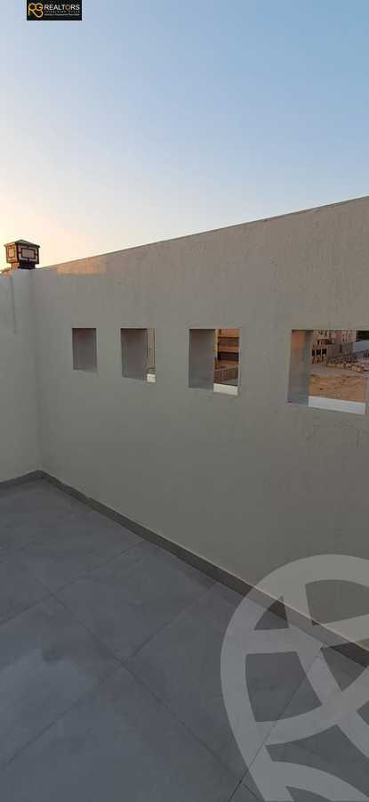 https://aqarmap.com.eg/en/listing/6184328-for-sale-cairo-el-sheikh-zayed-city-el-hay-el-khames-lhry
