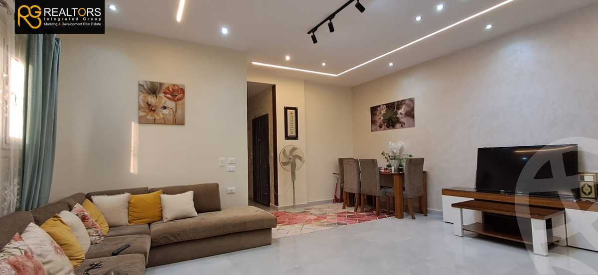 https://aqarmap.com.eg/en/listing/6184328-for-sale-cairo-el-sheikh-zayed-city-el-hay-el-khames-lhry