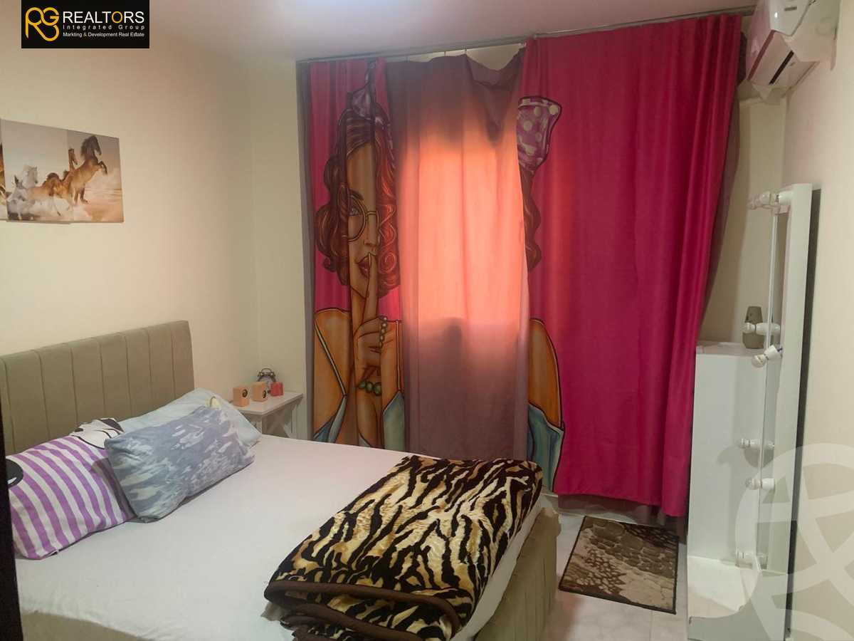 https://aqarmap.com.eg/ar/listing/6197502-for-sale-cairo-6th-of-october-hadaeq-october-kmbwnd-fy-hdyq-ktwbr-djlh-blmz-m-mr-lmrshdy