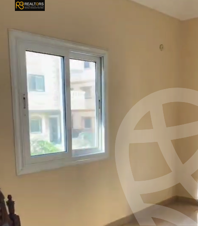 https://aqarmap.com.eg/ar/listing/6244809-for-sale-cairo-el-sheikh-zayed-city-el-hay-el-hady-ashaer-area-1-el-marwa-st