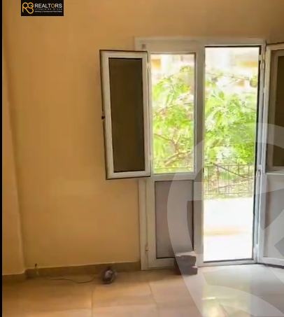 https://aqarmap.com.eg/ar/listing/6244809-for-sale-cairo-el-sheikh-zayed-city-el-hay-el-hady-ashaer-area-1-el-marwa-st