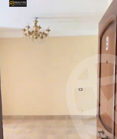 https://aqarmap.com.eg/ar/listing/6244809-for-sale-cairo-el-sheikh-zayed-city-el-hay-el-hady-ashaer-area-1-el-marwa-st
