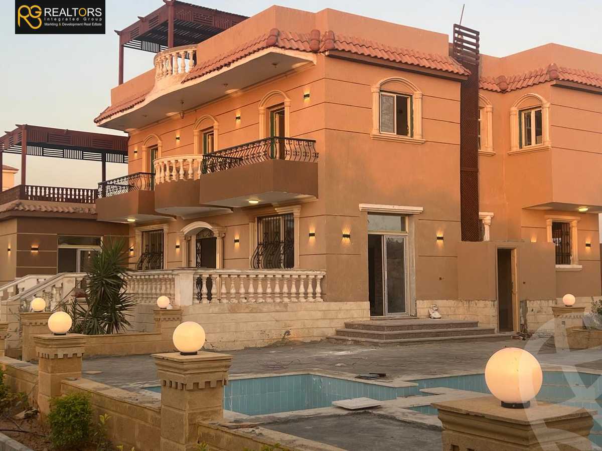 https://aqarmap.com.eg/en/listing/6244845-for-sale-cairo-el-sheikh-zayed-city-lshykh-zyd-ljdyd-el-reef-el-oroby