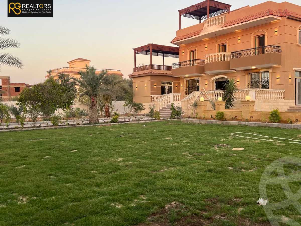 https://aqarmap.com.eg/en/listing/6244845-for-sale-cairo-el-sheikh-zayed-city-lshykh-zyd-ljdyd-el-reef-el-oroby