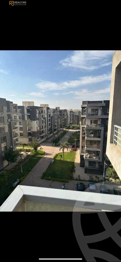 https://aqarmap.com.eg/ar/listing/6244939-for-sale-cairo-el-sheikh-zayed-city-compounds-jn-1