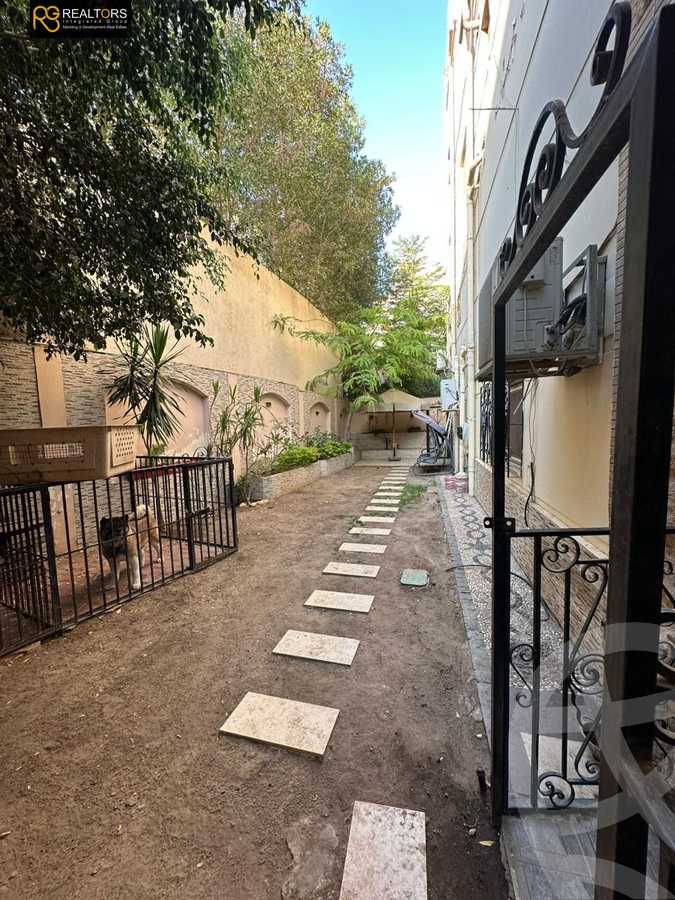 https://aqarmap.com.eg/en/listing/6244957-for-sale-cairo-el-sheikh-zayed-city-el-hay-elasher-street-100