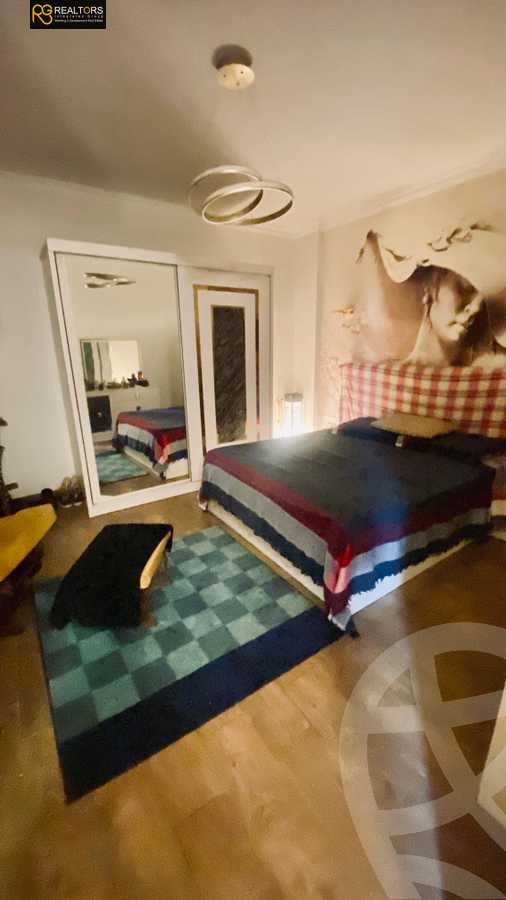 https://aqarmap.com.eg/en/listing/6248069-for-sale-cairo-el-sheikh-zayed-city-compounds-jn-1