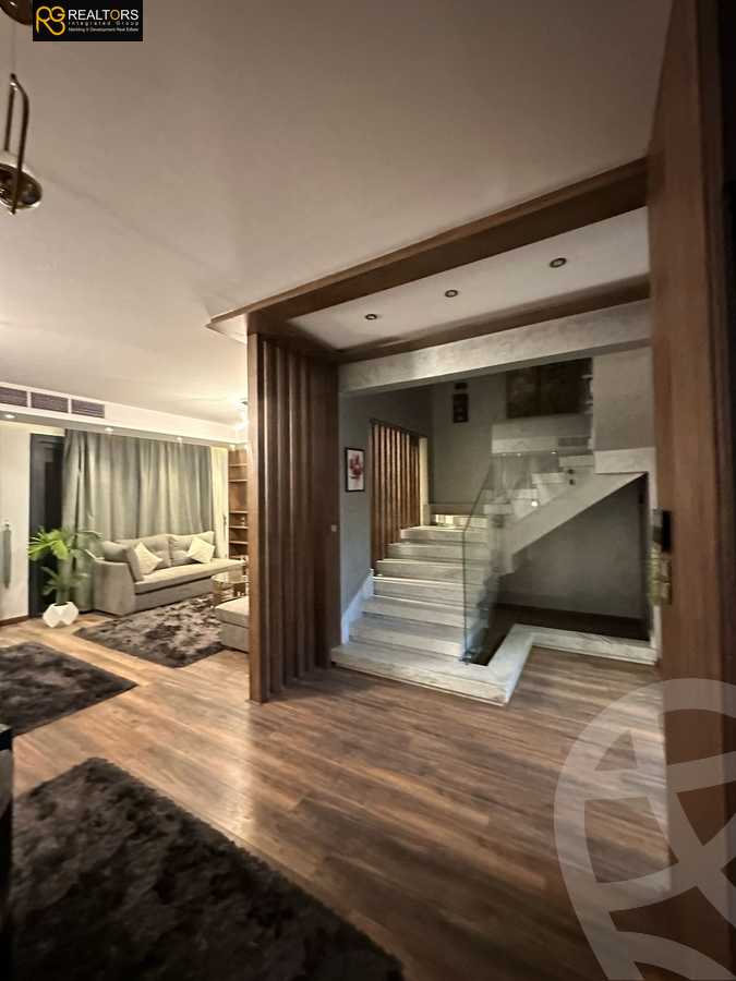 https://aqarmap.com.eg/en/listing/6248127-for-sale-cairo-el-sheikh-zayed-city-lshykh-zyd-ljdyd-el-patio-vera-la-vista