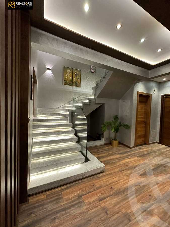 https://aqarmap.com.eg/en/listing/6248127-for-sale-cairo-el-sheikh-zayed-city-lshykh-zyd-ljdyd-el-patio-vera-la-vista