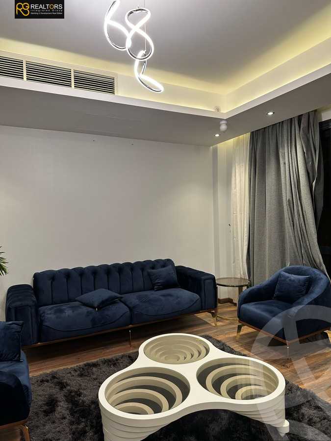https://aqarmap.com.eg/en/listing/6248127-for-sale-cairo-el-sheikh-zayed-city-lshykh-zyd-ljdyd-el-patio-vera-la-vista