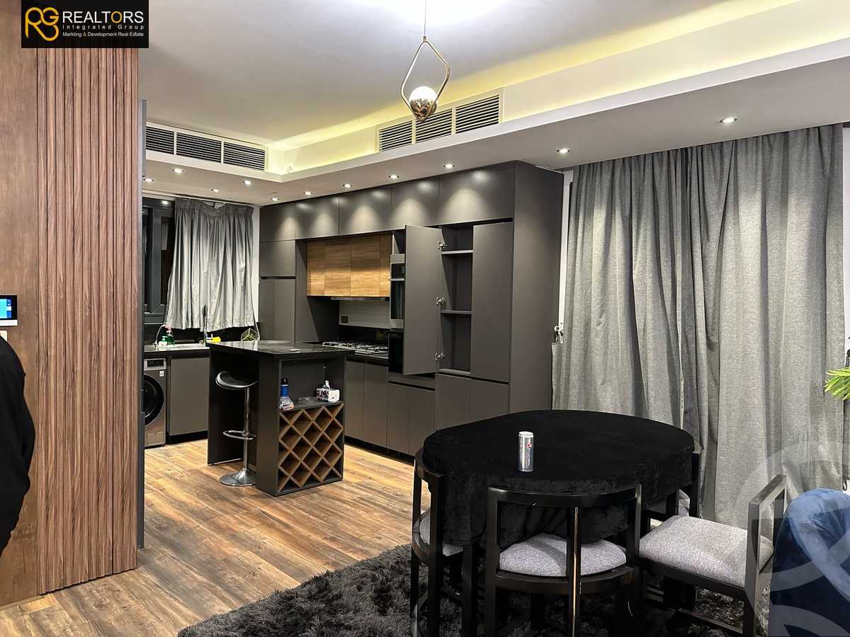 https://aqarmap.com.eg/en/listing/6248127-for-sale-cairo-el-sheikh-zayed-city-lshykh-zyd-ljdyd-el-patio-vera-la-vista
