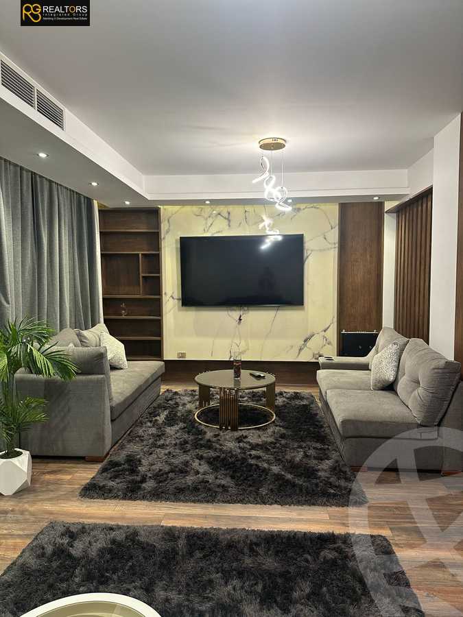 https://aqarmap.com.eg/en/listing/6248127-for-sale-cairo-el-sheikh-zayed-city-lshykh-zyd-ljdyd-el-patio-vera-la-vista