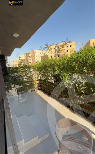 https://aqarmap.com.eg/ar/listing/6259022-for-sale-cairo-6th-of-october-hadaeq-october-kmbwnd-fy-hdyq-ktwbr-rock-eden-plaza-mall