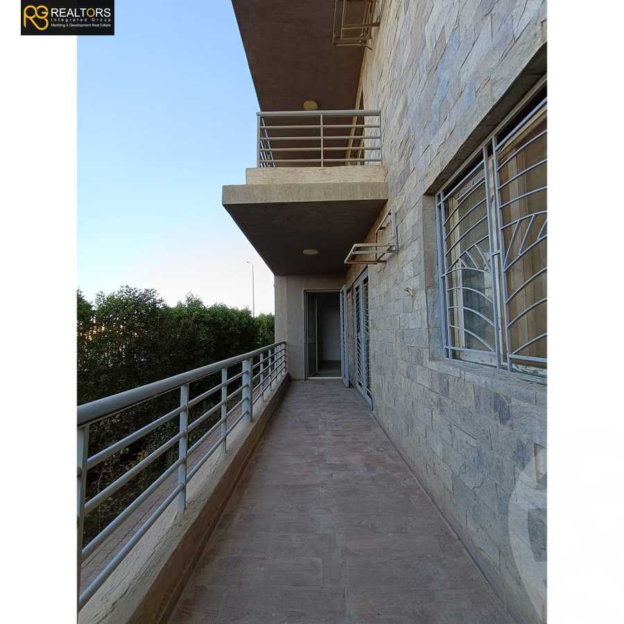 https://aqarmap.com.eg/ar/listing/6259033-for-sale-cairo-6th-of-october-compounds-jn-ktwbr