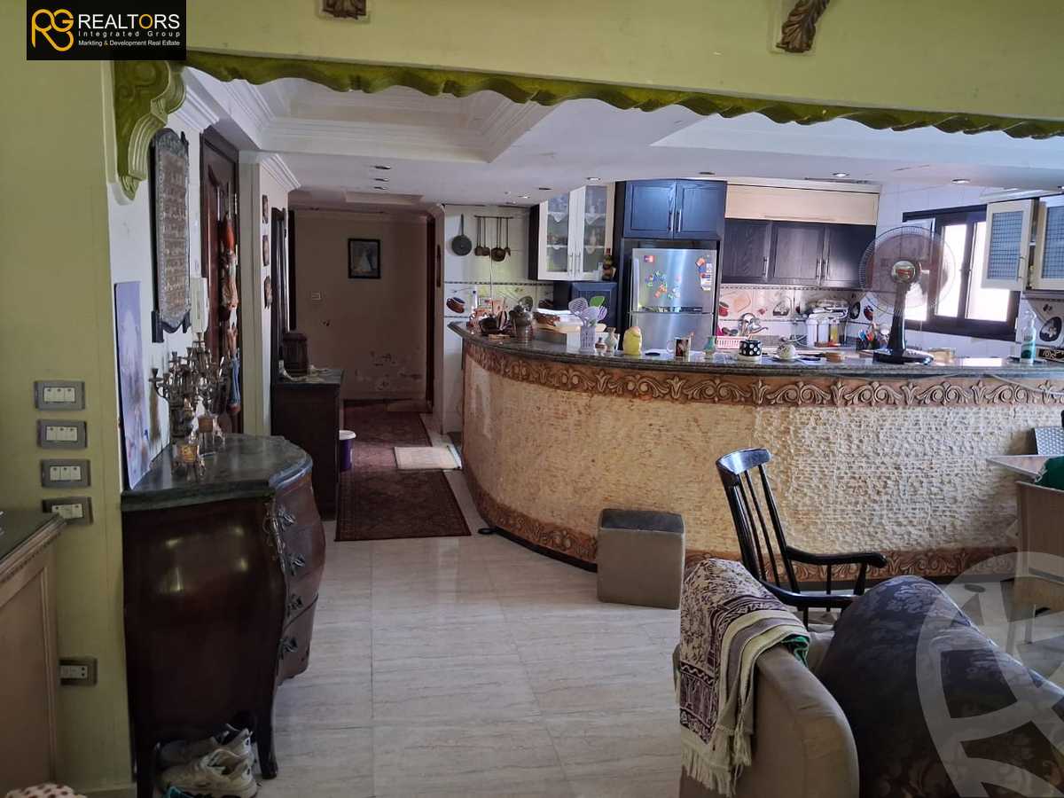 https://aqarmap.com.eg/ar/listing/6259157-for-sale-cairo-6th-of-october-el-ahyaa-neighborhood-1st-sixth-neighborhood