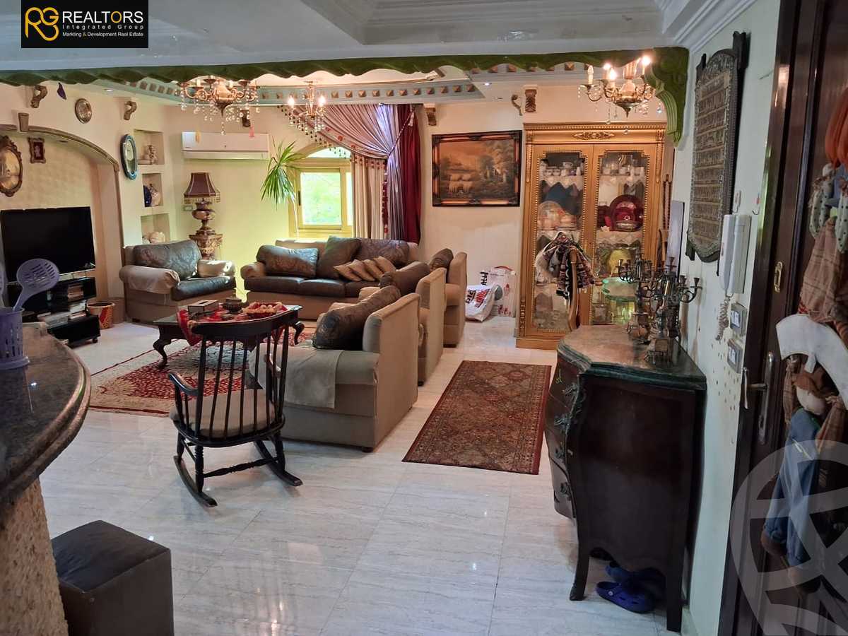 https://aqarmap.com.eg/ar/listing/6259157-for-sale-cairo-6th-of-october-el-ahyaa-neighborhood-1st-sixth-neighborhood