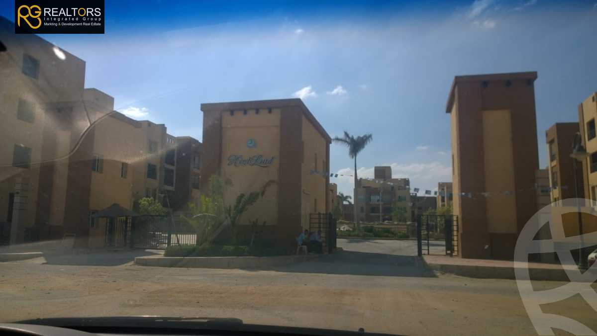 https://aqarmap.com.eg/ar/listing/6259546-for-rent-cairo-6th-of-october-compounds-high-land-park-compound-better-home