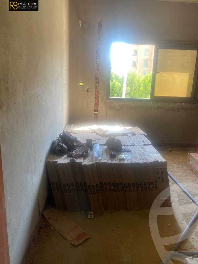 https://aqarmap.com.eg/ar/listing/6259581-for-sale-cairo-6th-of-october-hadaeq-october-kmbwnd-fy-hdyq-ktwbr-etala-compound-el-manara