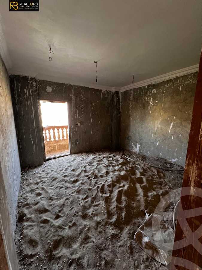 https://aqarmap.com.eg/ar/listing/6259659-for-sale-cairo-6th-of-october-el-ahyaa-neighborhood-3rd-al-hay-al-thalith-st