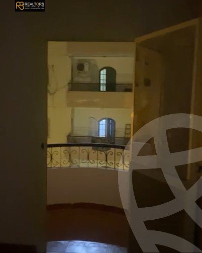 https://aqarmap.com.eg/ar/listing/6259683-for-sale-cairo-6th-of-october-el-ahyaa-neighborhood-4th-street-5