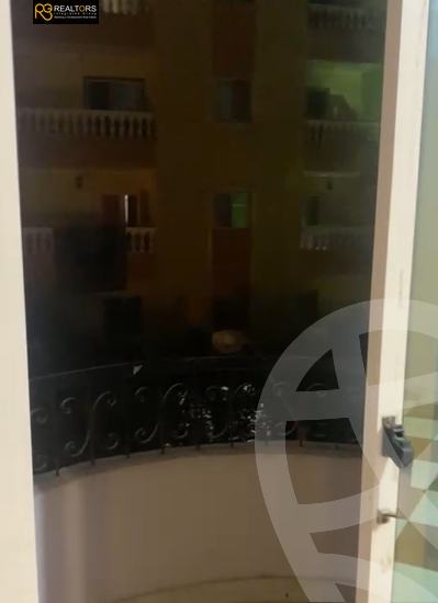 https://aqarmap.com.eg/ar/listing/6259683-for-sale-cairo-6th-of-october-el-ahyaa-neighborhood-4th-street-5
