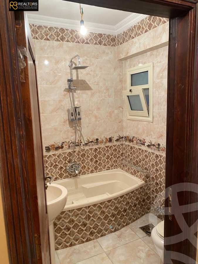 https://aqarmap.com.eg/en/listing/6262389-for-sale-cairo-6th-of-october-el-ahyaa-neighborhood-2nd-street-2