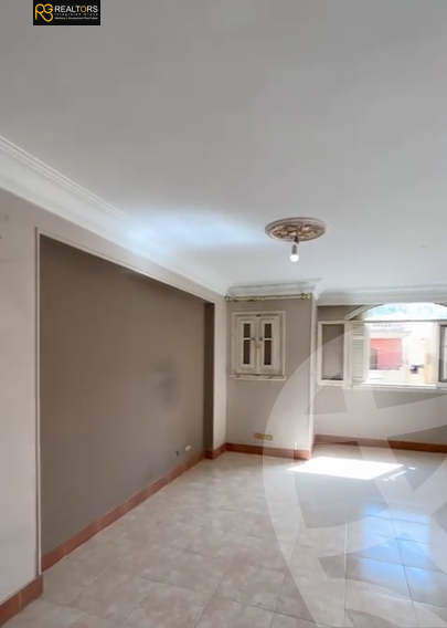 https://aqarmap.com.eg/en/listing/6262999-for-sale-cairo-6th-of-october-el-ahyaa-neighborhood-3rd-nasr-ammar-st