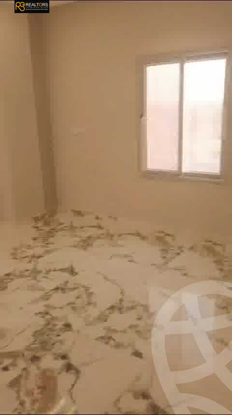 https://aqarmap.com.eg/ar/listing/6263277-for-sale-cairo-6th-of-october-el-ahyaa-neighborhood-5th-street-19