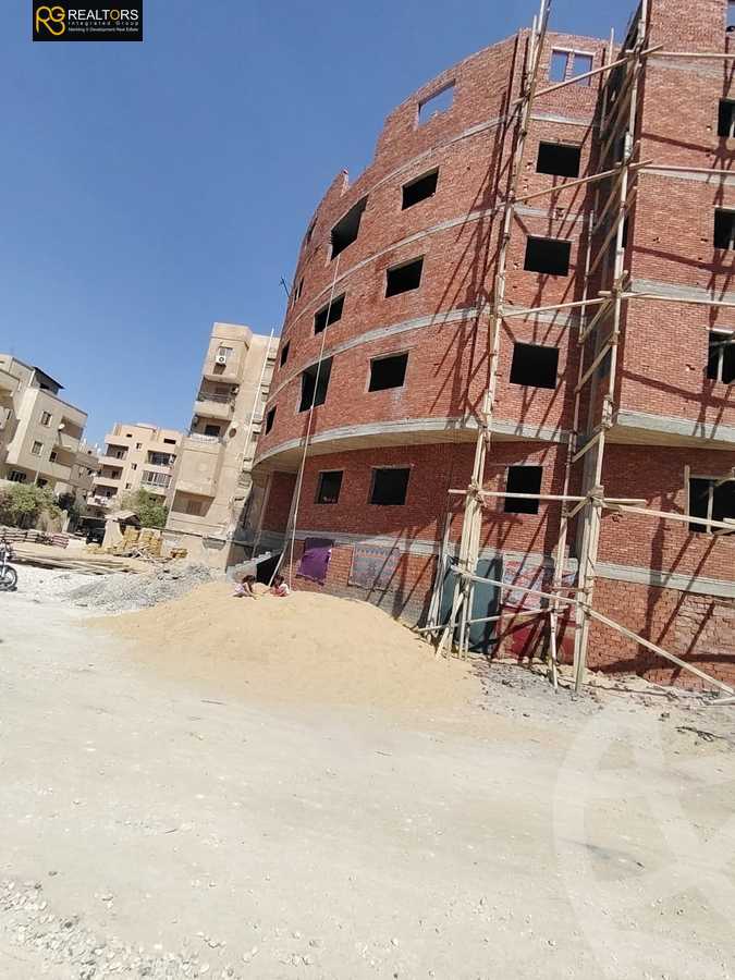 https://aqarmap.com.eg/en/listing/6263305-for-sale-cairo-6th-of-october-el-ahyaa-neighborhood-3rd-nasr-ammar-st