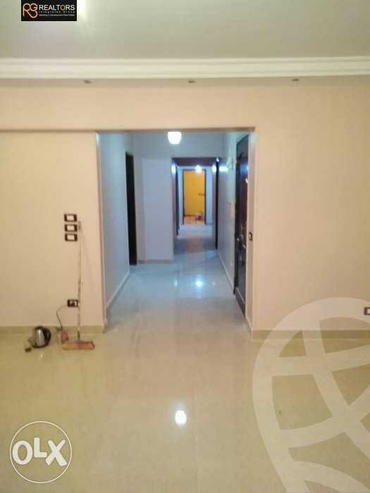 https://aqarmap.com.eg/en/listing/6265044-for-sale-cairo-6th-of-october-compounds-el-maamoura-compound
