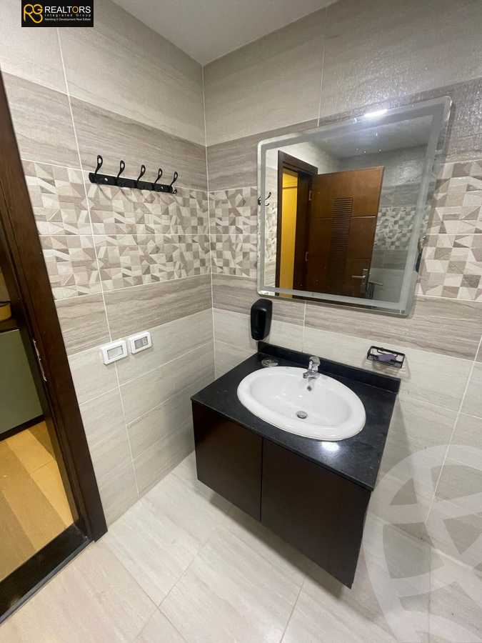https://aqarmap.com.eg/ar/listing/6269410-for-rent-cairo-6th-of-october-compounds-october-plaza