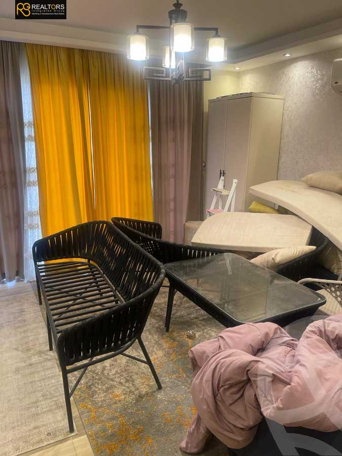 https://aqarmap.com.eg/ar/listing/6269410-for-rent-cairo-6th-of-october-compounds-october-plaza